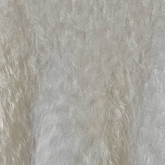 O/S Korean Fuzzy Sweater - Picture 2 of 2